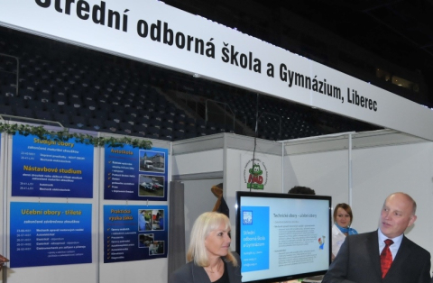 Jablotron cup pořádá SŠ a gymnázium Na Bojišti v Liberci.